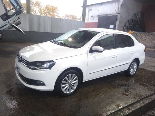 Volkswagen Voyage 1.6 Highline 101cv 2016