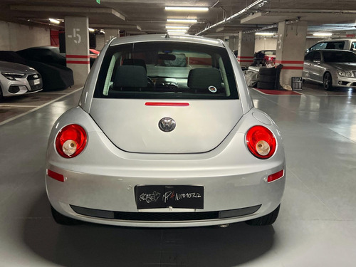 Volkswagen Beetle -