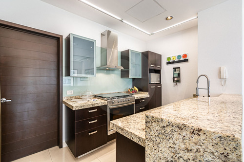 Departamento En Venta En Fraccionamiento Paraíso Country Club