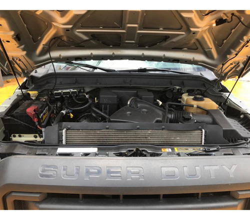 Imagen 10 de 10 de Ford Super Dutty Automático