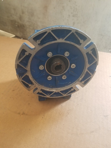 Reductor Velocidad Nmrv 050. Relación 15 A 1. Motovario. (Usado)