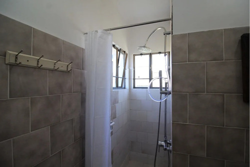 Cómoda Casa En Pleno Centro, Ciudad De Paysandú