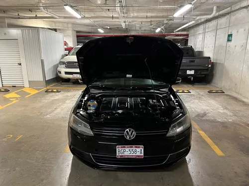 Volkswagen Jetta 2.5 Style Active At