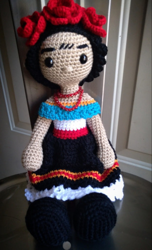Imagen 3 de 5 de Amigurumi Muñeca Frida Kahlo Crochet