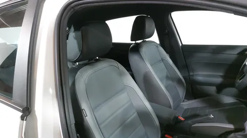 Volkswagen Nivus 1.0 TSI HIGHLINE AUTO