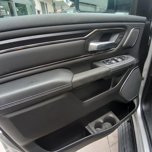 RAM 1500 5.7 Laramie Atx V8