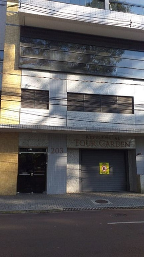 Imagem 1 de 9 de Studio Para Alugar, 47 M² Por R$ 900,00/mês - Centro - Curitiba/pr - St0017