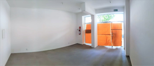 Imagen 2 de 4 de -local Comercial Al Frente, Rio Negro, Centro Sur.