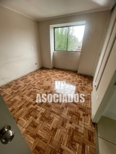 Liquidación Casa Con 3d - 2b En Condominio Los Alerces.