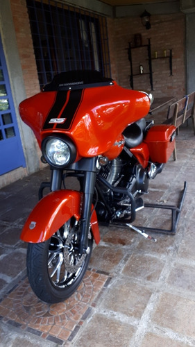 Imagen 2 de 15 de Harley Davidson Streetglide