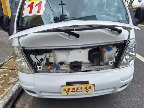 Kia Bongo 2.5 Std 4x2 Rs Turbo C/ Carroceria 2p