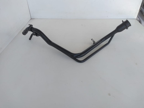 Tubo Entrada Gasolina Mazda 2 1.5 Aut 09-15 Hatchback