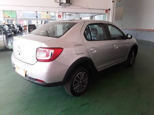 Imagem 6 de 10 de Renault Logan 1.6 16v Sce Flex Iconic X-tronic