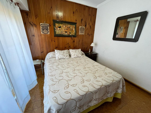 Magnifico Departamento Tres Ambientes Con Cochera Y Gas Natural A Metros Del Mar En Venta En Villa Gesell