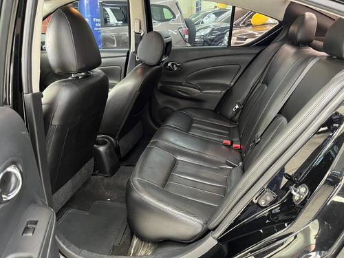 Nissan Versa 1.6 16v Sl Unique Aut. 4p