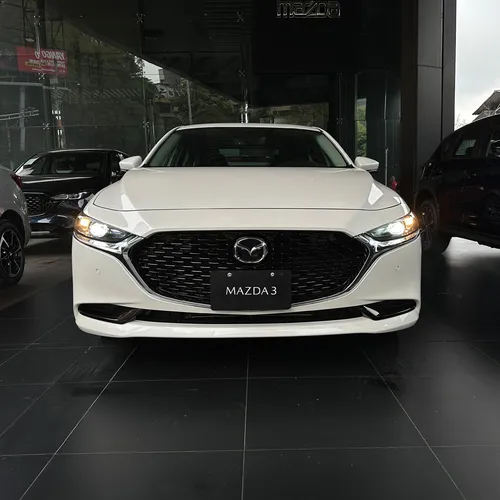 Mazda 3 Touring Mhev 2026
