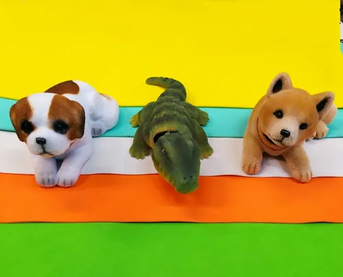Muñecos que mueven la sale cabeza para el coche