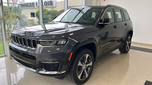 Jeep Grand Cherokee 3.6 Limited 286hp Techo + Llantas 18