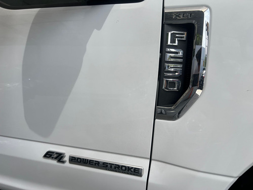 Ford F-250 6.7l Super Duty Crew Cabina Diesel 4x4 At