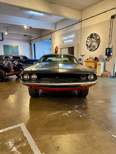 Dodge Challenger