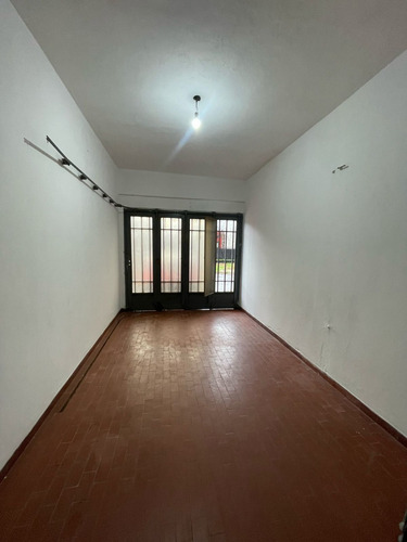 Casa En Alquiler De 4 Ambientes