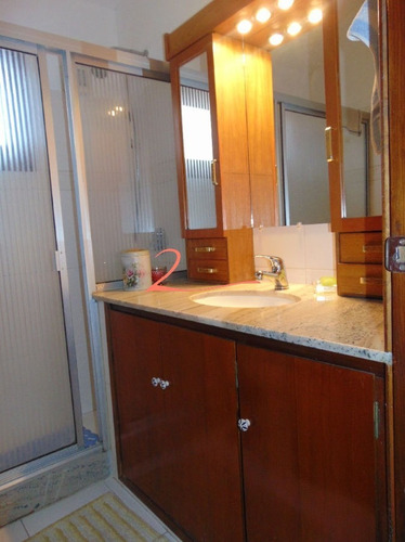 Casa En Pinares, 3 Dormitorios *- Ref: 3870