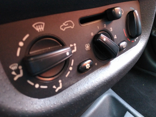Citroën C3 1.4 8v Glx Flex 5p 2011