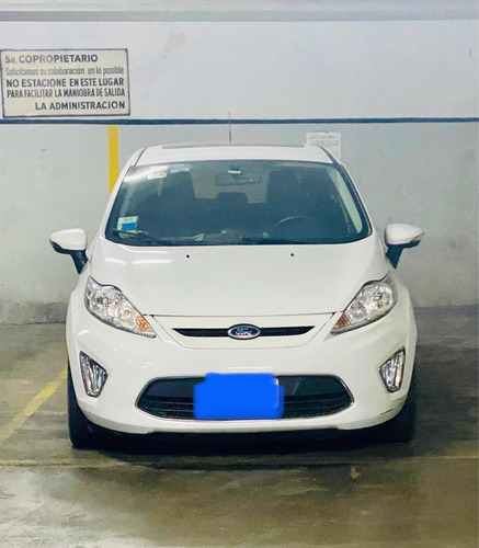 Ford Fiesta Kinetic Design 1.6 Design 120cv Titanium 2012