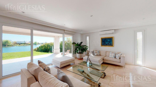 Imagen 12 de 30 de Tour 360º - Casa Al Lago En Venta O Alquiler - Barrio Los Lagos, Nordelta