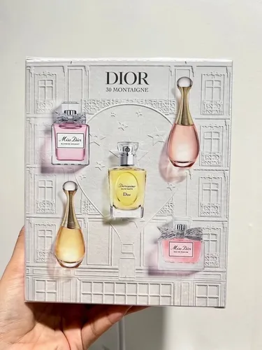Dior 30 montaigne perfume hotsell