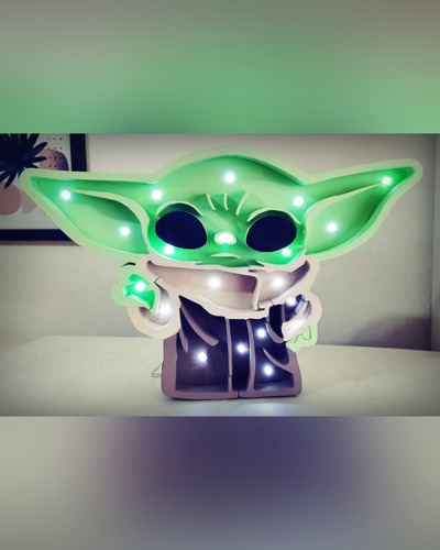 Figura Polifan Led Corpóreo Luz Yoda Star Wars 