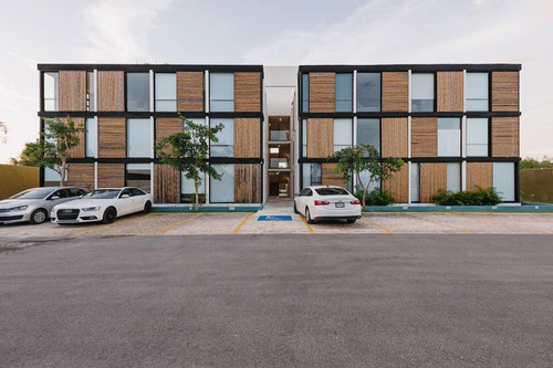 Departamento Amueblado De 2 Recámaras En Renta En Emerald, Temozón Norte