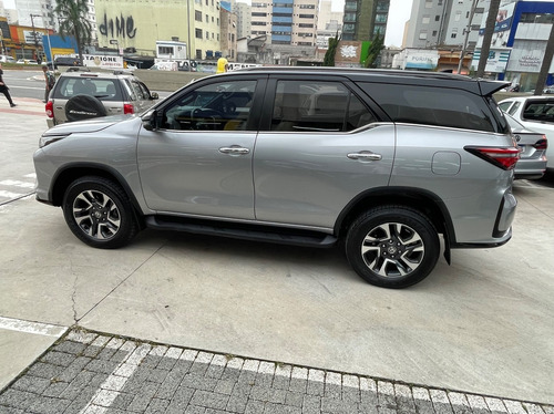 Toyota Hilux SW4 2.8 D-4D TURBO DIAMOND 7L 4X4
