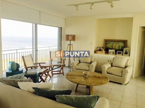 Imagen 5 de 12 de Primera Línea En Playa Brava