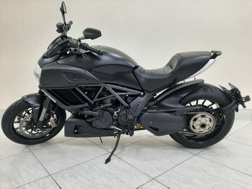 Ducati Diavel Dark