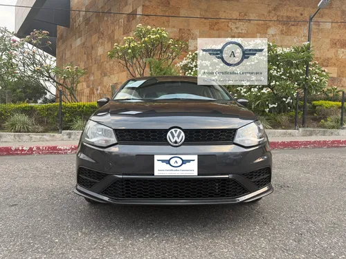 Volkswagen Vento 1.6 Starline At