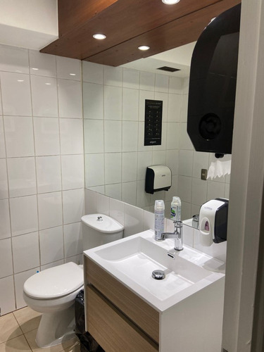 Venta Oficina - Av. Vitacura - Luis Pasteur