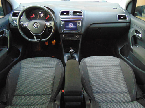 Volkswagen Vento 1.6 Highline Mt