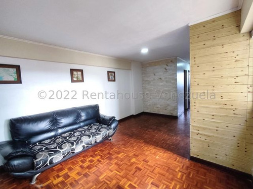 Imagen 21 de 30 de Apartamento En Venta En El Centro De Cabudare Cuenta Con 3 Habitaciones, 2 Modernos Baños, Iluminados Espacios De Sala Y Comedor, Cocina Iluminada Y Área De Lavandería Gabriela C.