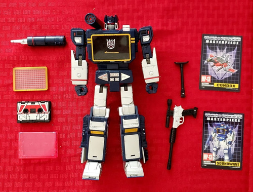 Transformers Masterpiece Mp-13 - Soundwave - Takara Tomy