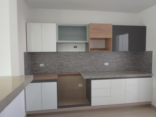 Casa Sola Modelo Clasica Doble Fraccionamiento Seguridad Alberca Jacuzzi