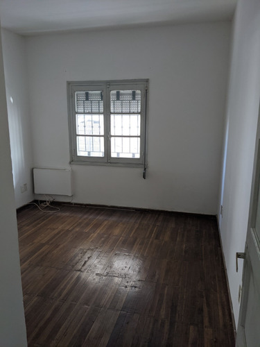 Apartamento Muy Luminoso - Juan Lindolfo Cuestas Y Cerrito