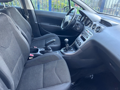 Peugeot 408 1.6 Allure Hdi 115cv