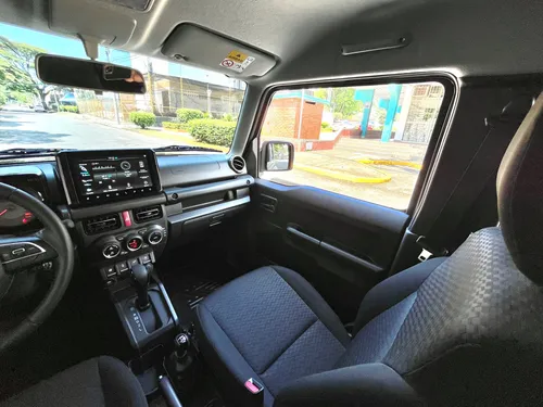 Suzuki Jimny 5 Puertas 1.5 Automático 4x4 All Grip 2025