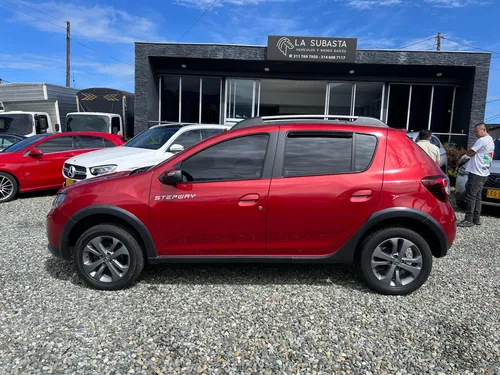 Renault Stepway 1.6 Dynamique / Intens Automática
