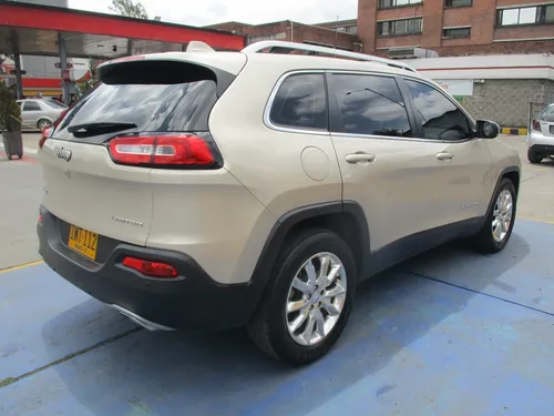 Jeep Cherokee Limited 3200cc At Aa