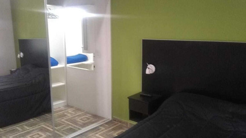 Casa En Venta - 4 Dormitorios 4 Baños - 555mts2 - Costa Del Este