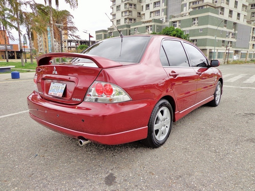 Imagen 4 de 10 de Mitsubishi Lancer Touring 2.0 2014 4x2 Sincrónico