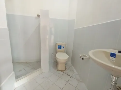 Arriendo Casa Comercial En Laureles