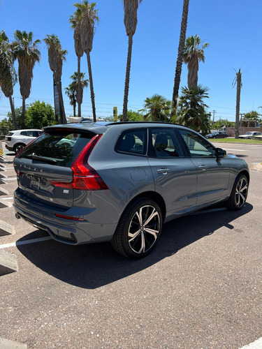 Volvo XC60 ULTIMATE DARK T8